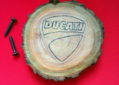 pirografia-ducati-portachiavi
