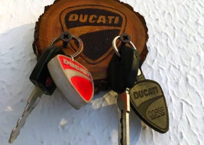 pirografia-ducati-portachiavi