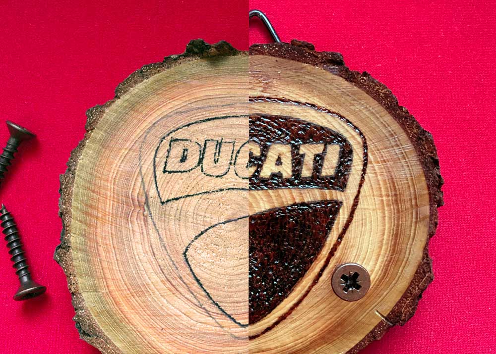Portachiavi Ducati – Pirografia